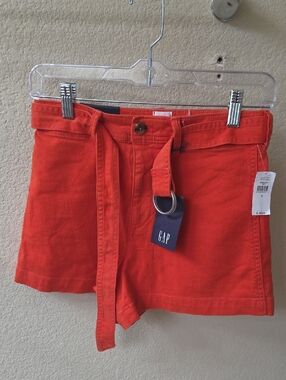 Gap High Rise Shorts 🍒 Size 2  NWT